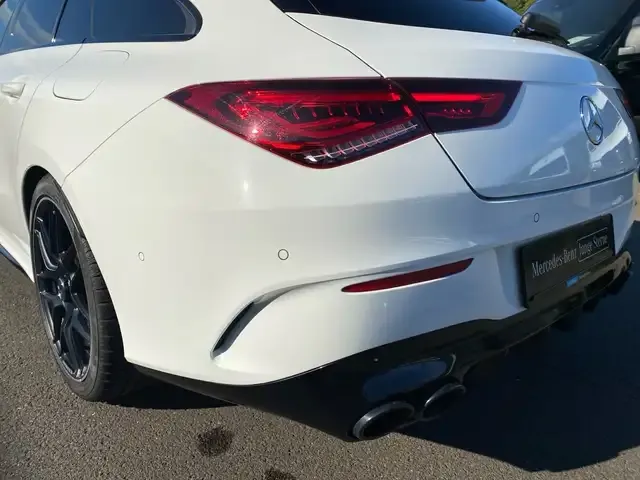 Mercedes-Benz CLA 45 AMG