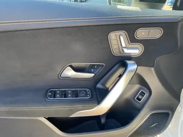 Mercedes-Benz CLA 45 AMG