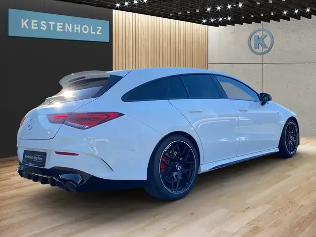 Mercedes-Benz CLA 45 AMG