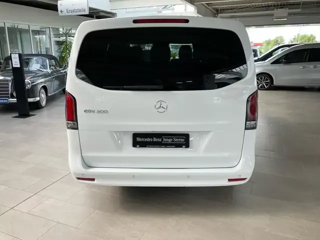 Mercedes-Benz EQV 300