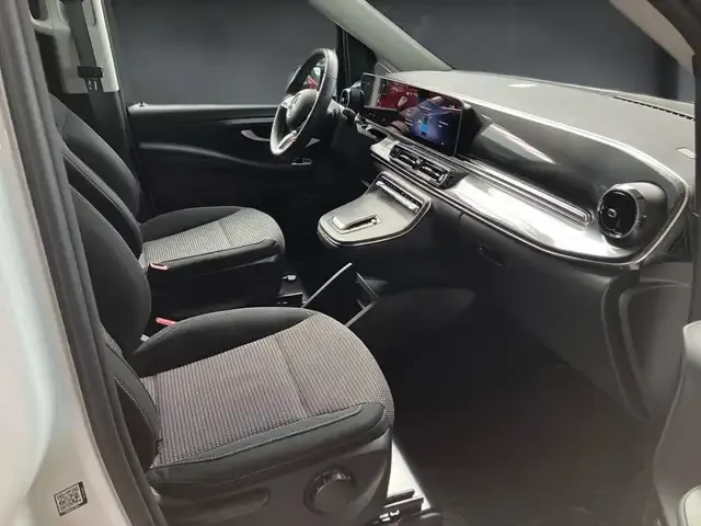 Mercedes-Benz EQV 300