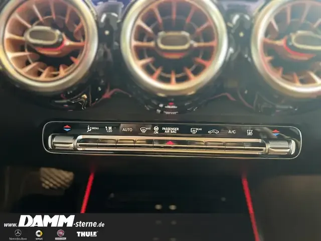 Mercedes-Benz EQB 300