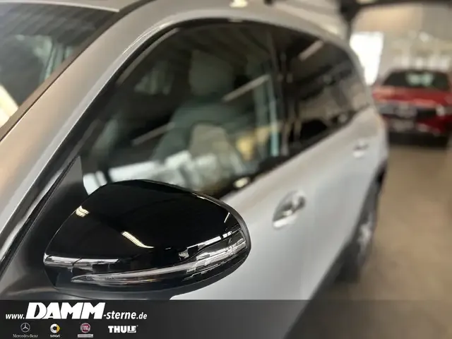 Mercedes-Benz EQB 300