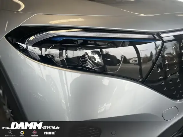 Mercedes-Benz EQB 300