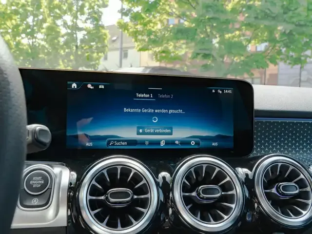 Mercedes-Benz GLB 250