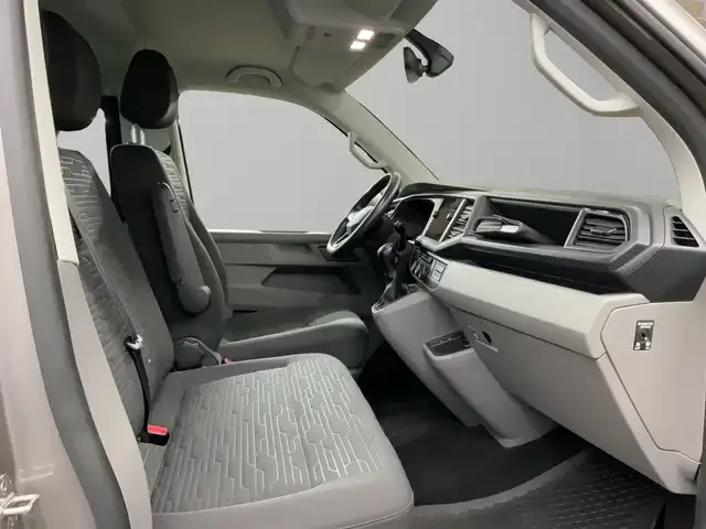 Volkswagen T6.1 Caravelle