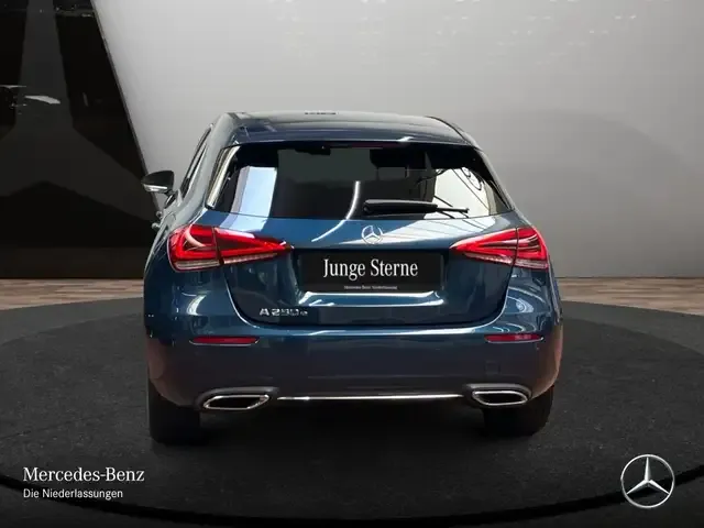 Mercedes-Benz A 250
