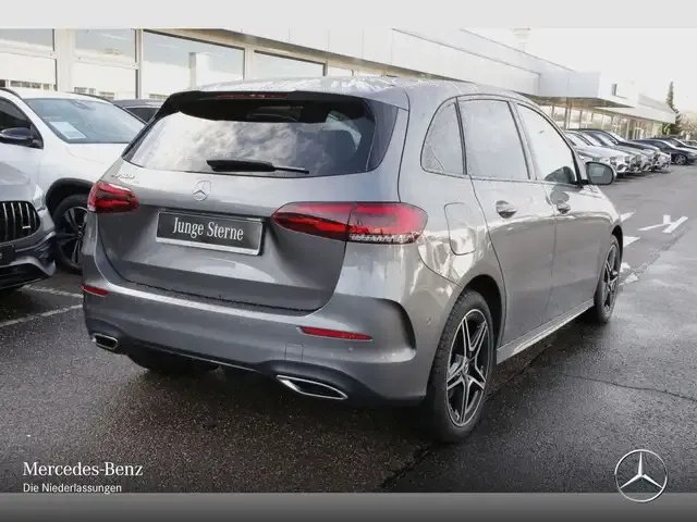 Mercedes-Benz B 250