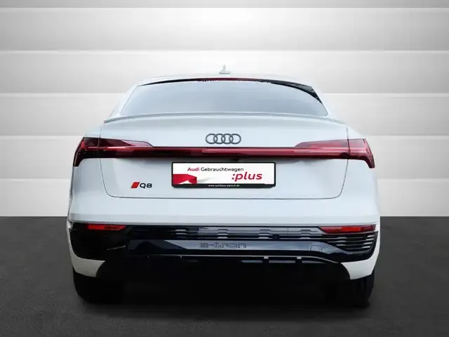 Audi Q8 e-tron