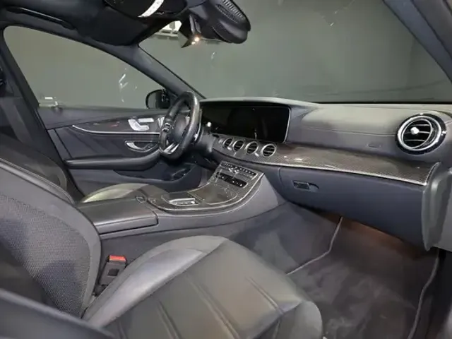 Mercedes-Benz E 53 AMG