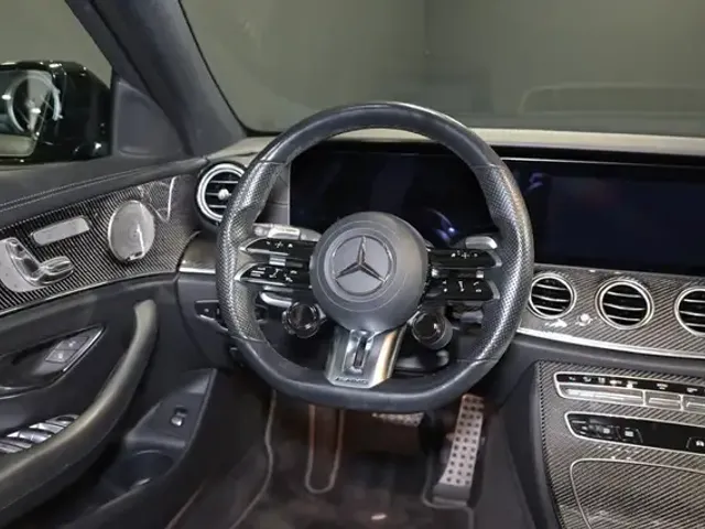 Mercedes-Benz E 53 AMG