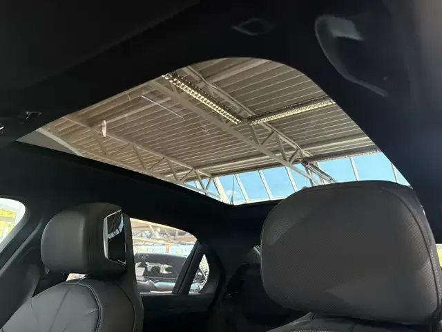 BMW 750
