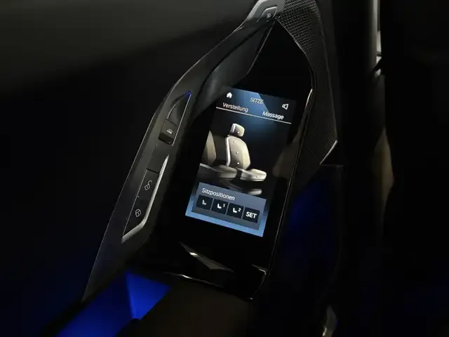 BMW 750
