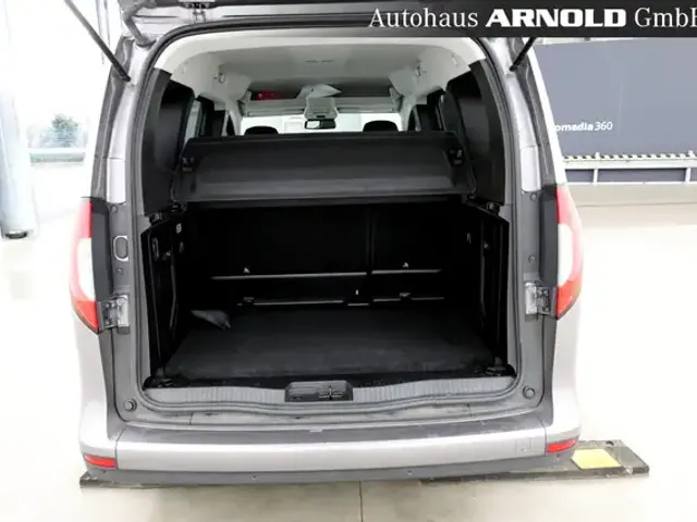 Mercedes-Benz Sonstiges