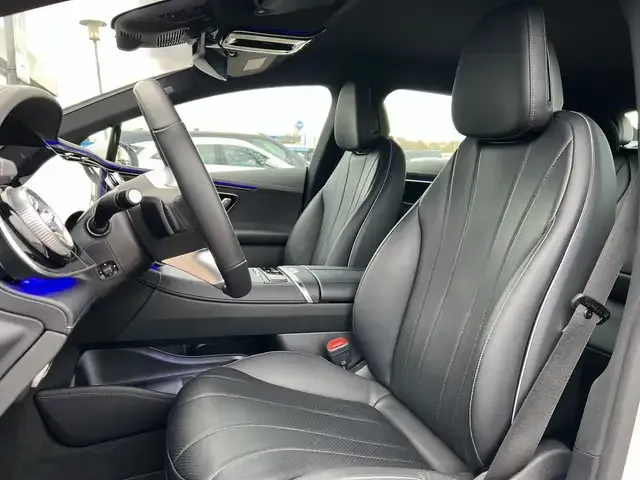Mercedes-Benz EQE 300
