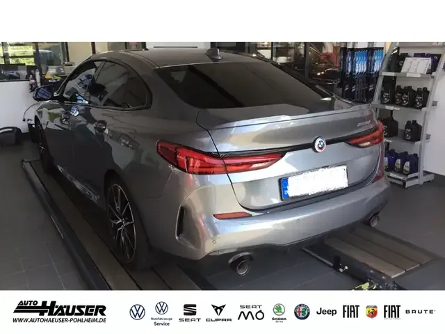 BMW 220