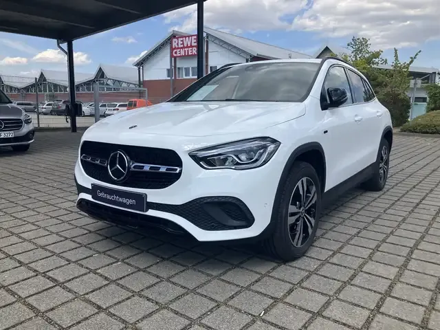 Mercedes-Benz GLA 250