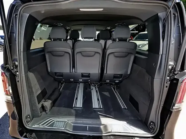 Mercedes-Benz V 250