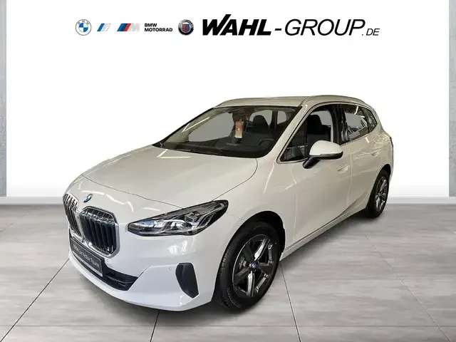 BMW 218