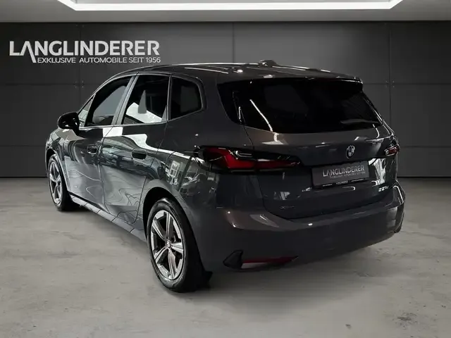 BMW 223