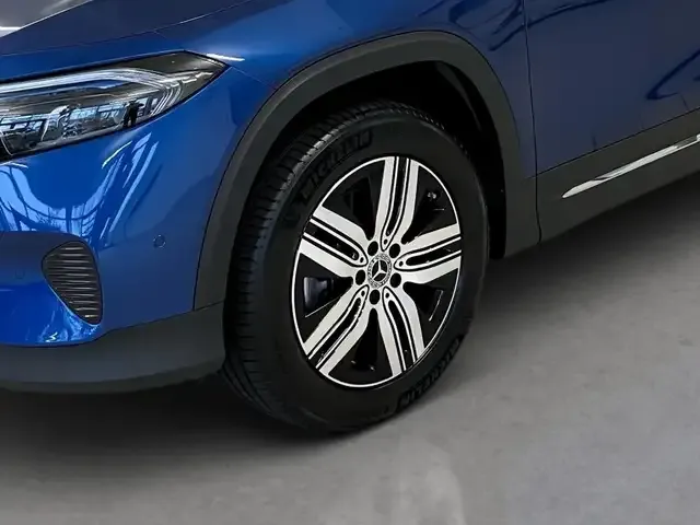 Mercedes-Benz EQB 300