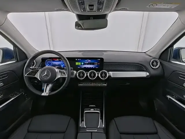 Mercedes-Benz EQB 300