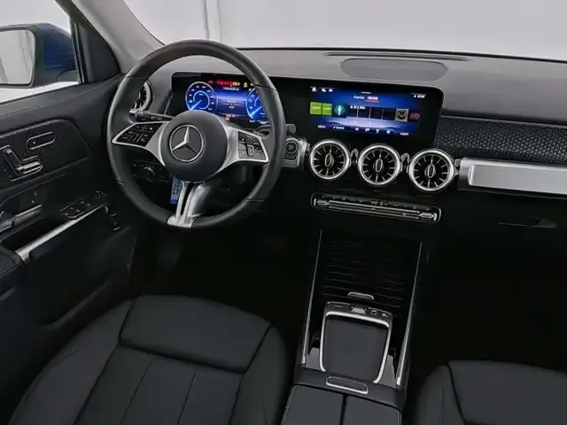 Mercedes-Benz EQB 300