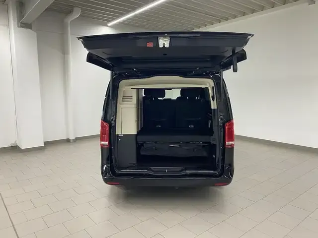 Mercedes-Benz V 250