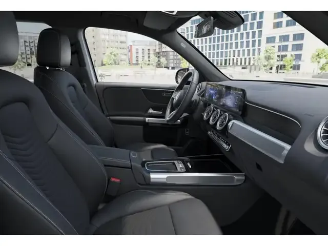 Mercedes-Benz EQB 300
