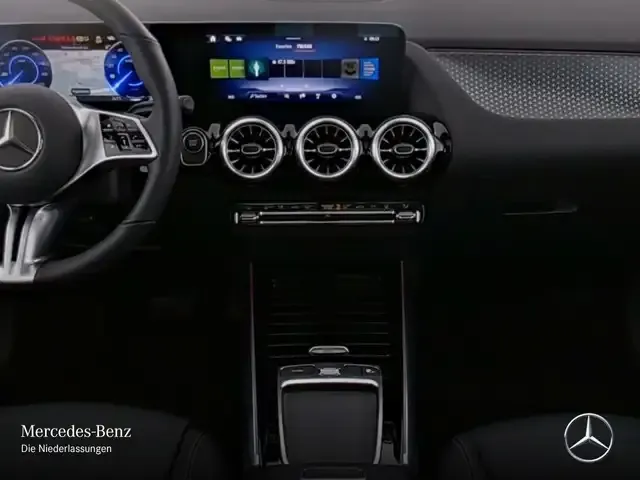 Mercedes-Benz EQA 300