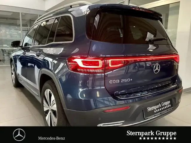 Mercedes-Benz EQB 250