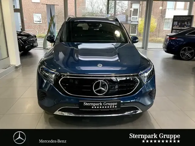 Mercedes-Benz EQB 250