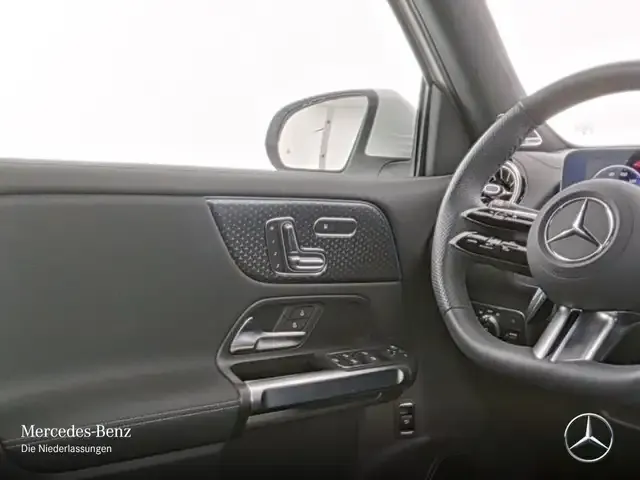 Mercedes-Benz EQB 250