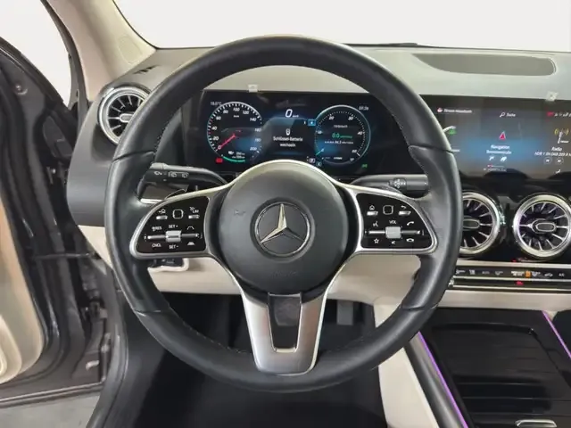 Mercedes-Benz Sonstige