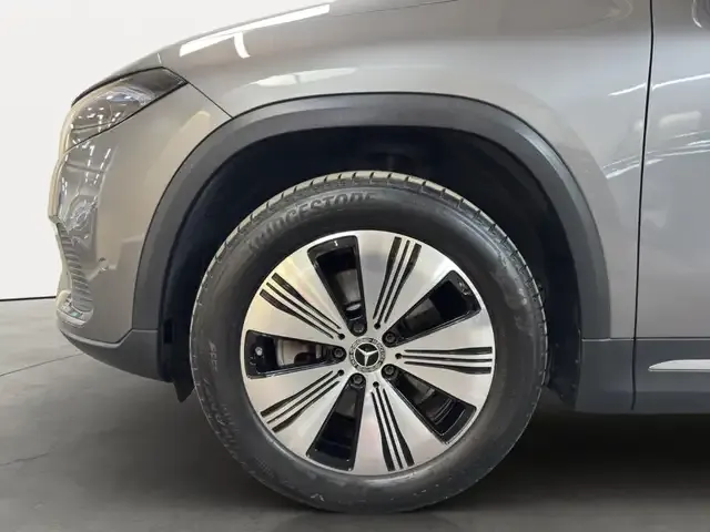 Mercedes-Benz Sonstige