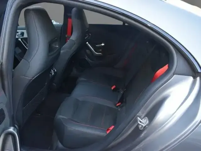 Mercedes-Benz CLA 35 AMG