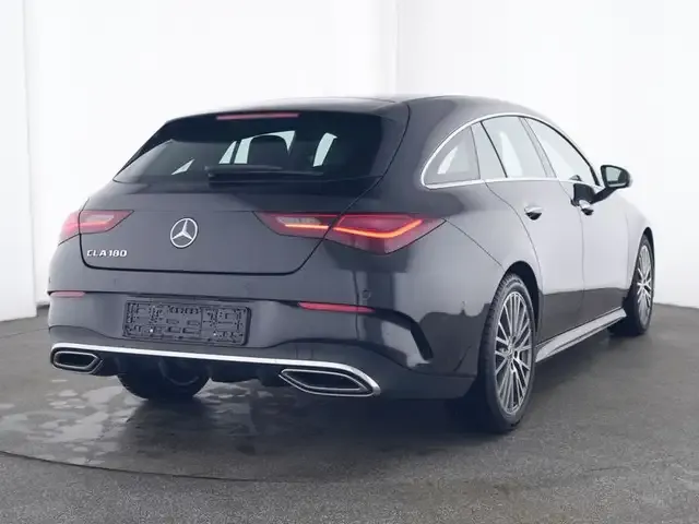 Mercedes-Benz CLA 180