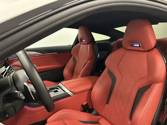 BMW M8