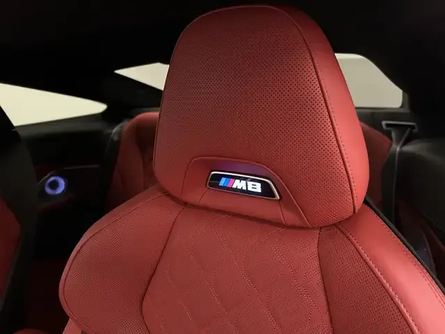 BMW M8