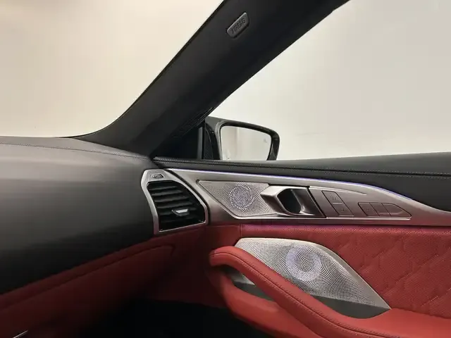 BMW M8