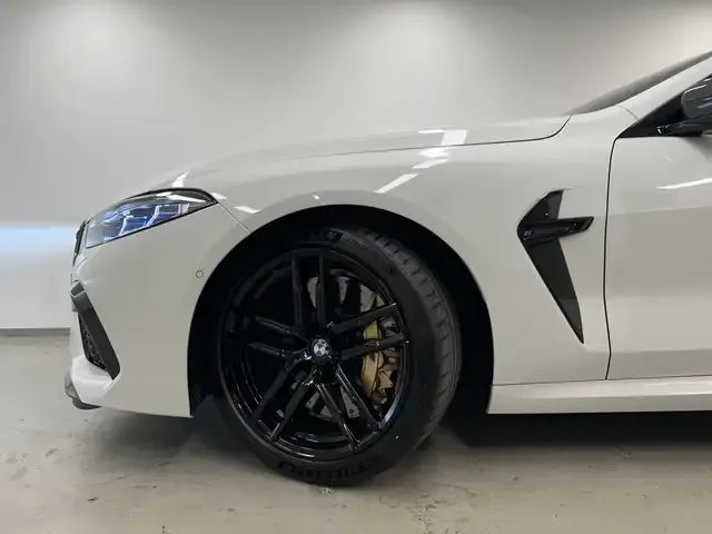 BMW M8