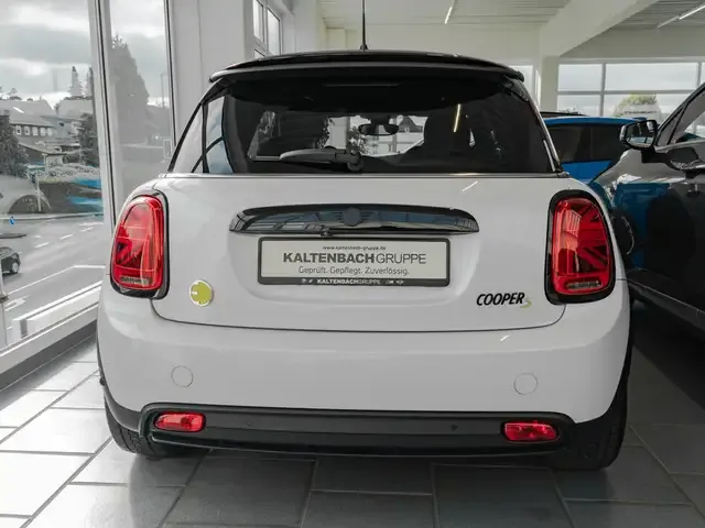 MINI Cooper SE