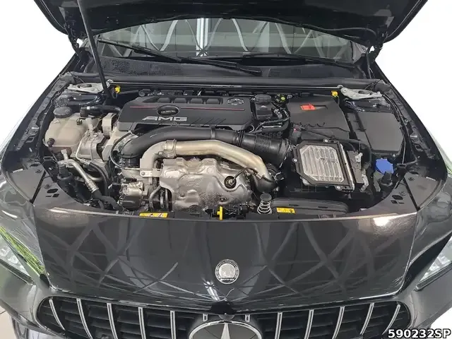 Mercedes-Benz CLA 35 AMG