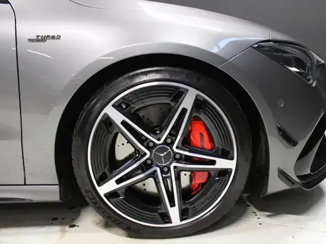 Mercedes-Benz CLA 45 AMG