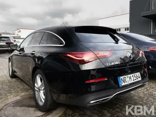 Mercedes-Benz CLA 180