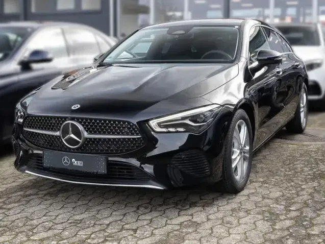 Mercedes-Benz CLA 180