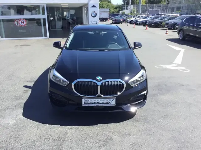 BMW 118