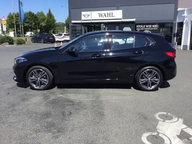BMW 118