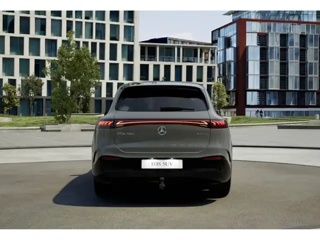 Mercedes-Benz EQS SUV