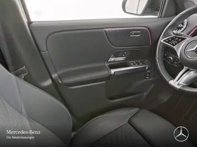 Mercedes-Benz GLB 250